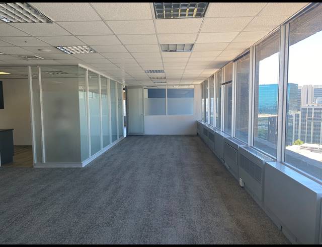 174M² OFFICE TO LET IN CAPE TOWN CITY CENTRE